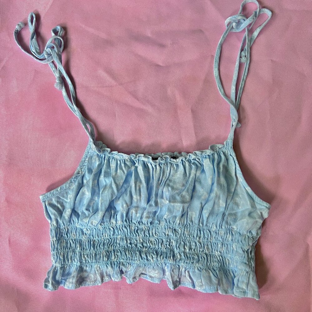 Blue floral top